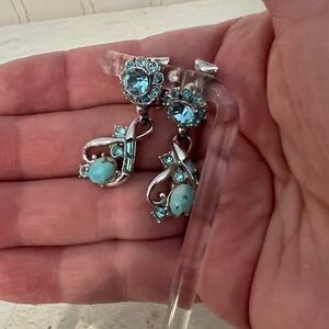 Signed Hollycraft crystal & gemstone dangle earrings